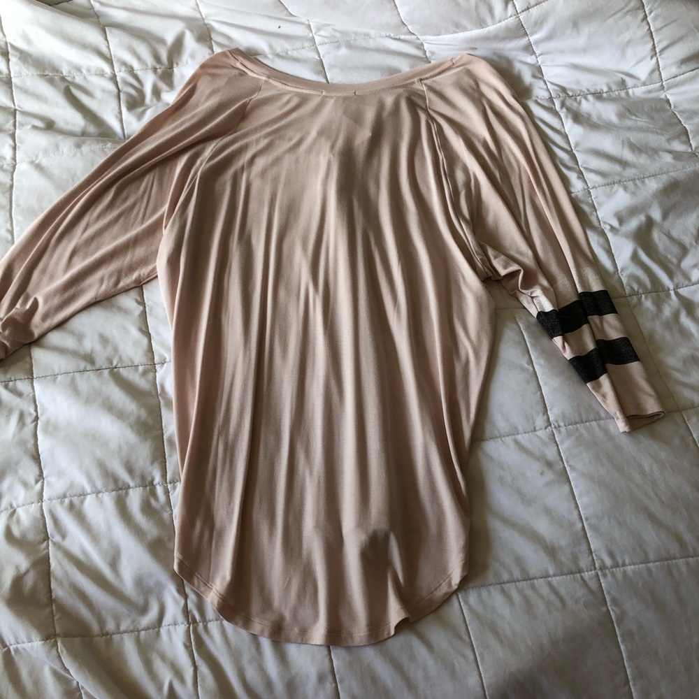 HP!🎉 NWOT 3/4 Sleeve Lace Up Tee - Picture 6 of 6